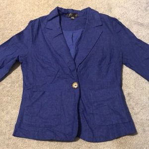Quarter sleeve blazer